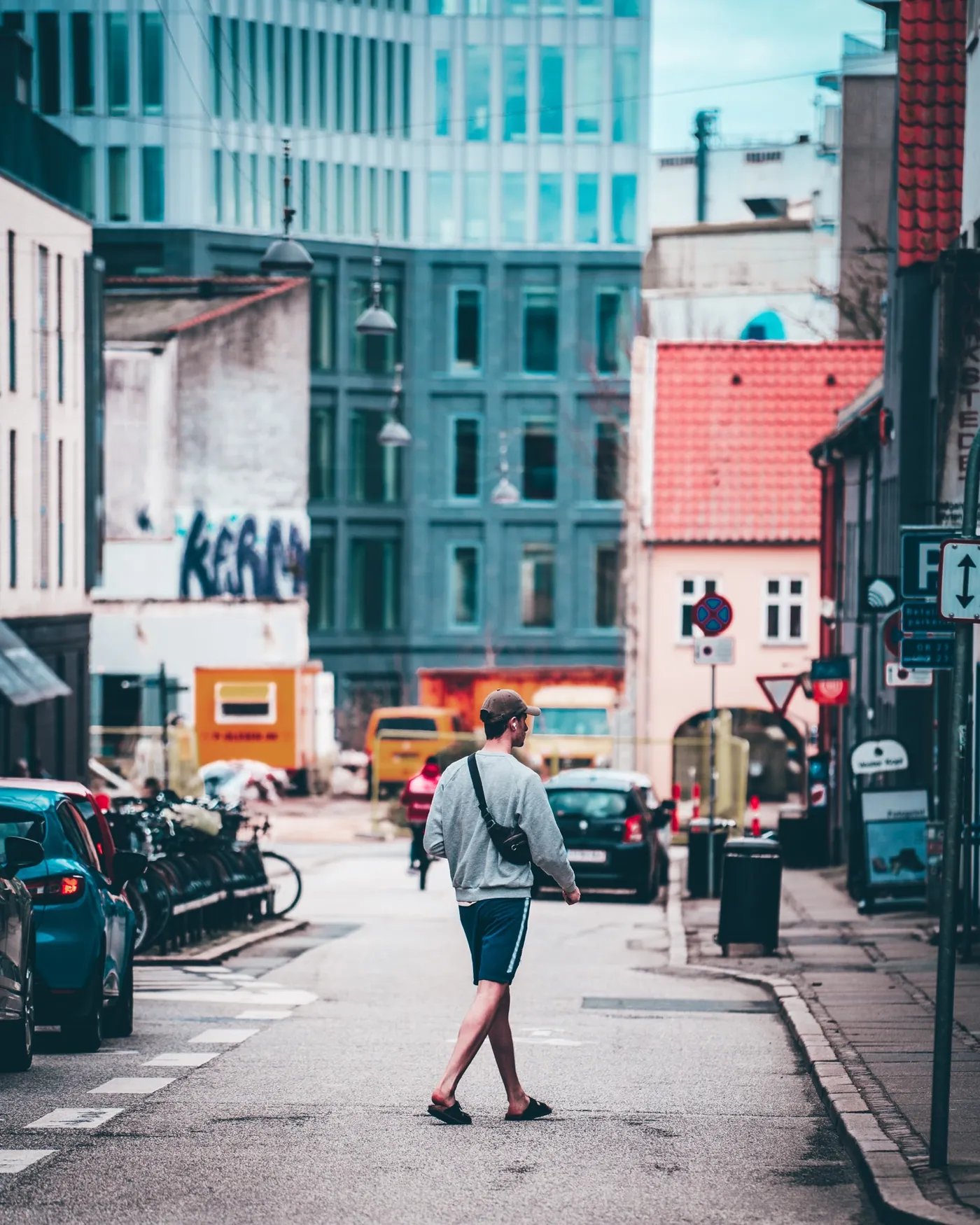 Fotografi af Mads Dyg: Bymiljø i Aarhus med fodgænger